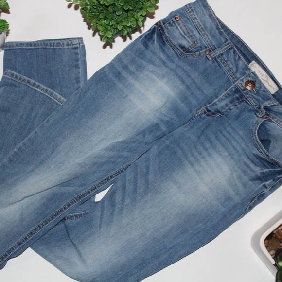Boyfriend Jeans - Picture 1 of 3